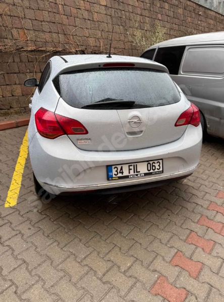 SAHİBİNDEN OPEL ASTRA J 1.3 DİZEL MASRAFSIZZ !!!