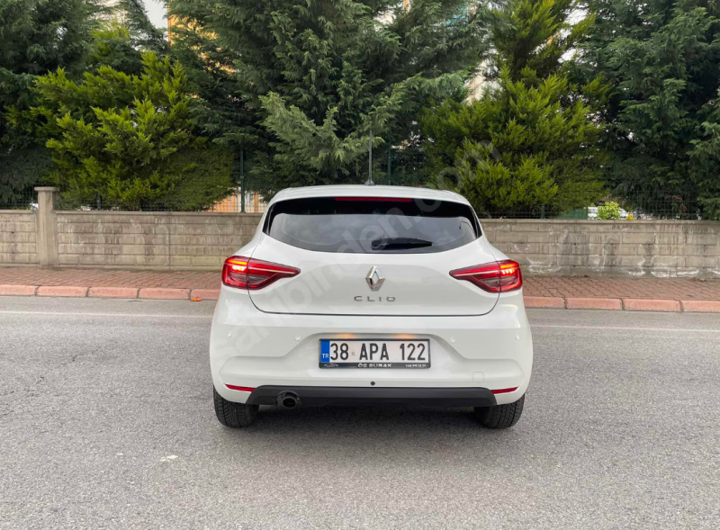 2022 Clio 5 Joy | 53.000 KM | Boyasız Değişensiz