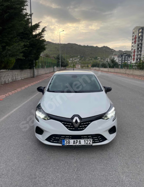 2022 Clio 5 Joy | 53.000 KM | Boyasız Değişensiz