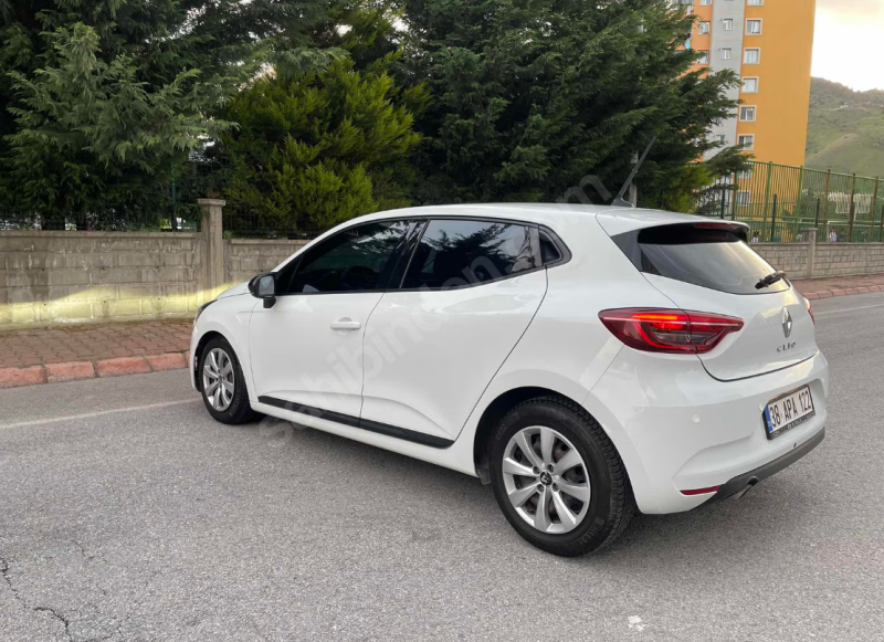 2022 Clio 5 Joy | 53.000 KM | Boyasız Değişensiz