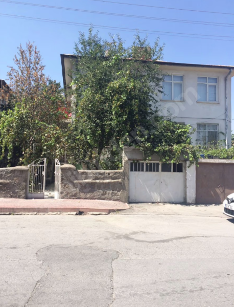 ESENYURTTA HOLLANDA TİPİ MÜSTAKİL KİRALIK DAİRE