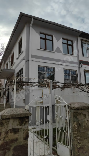 ESENYURTTA HOLLANDA TİPİ MÜSTAKİL KİRALIK DAİRE