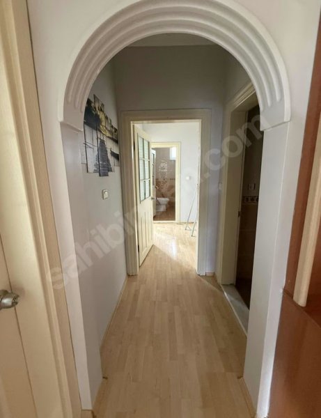 Yeni Mahallede Sahibinden Kiralık Geniş Daire