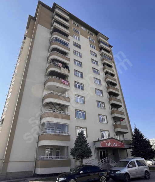 SAHİBİNDEN SATILIK FIRSAT DAİRE
