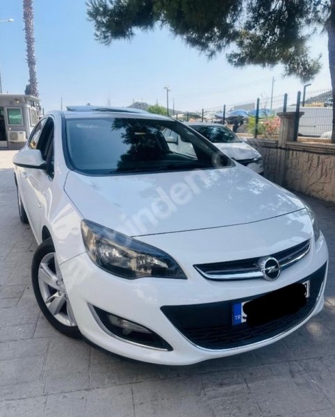 Memurdan Temiz Sunrooflu Astra-J