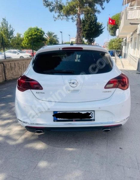 Memurdan Temiz Sunrooflu Astra-J