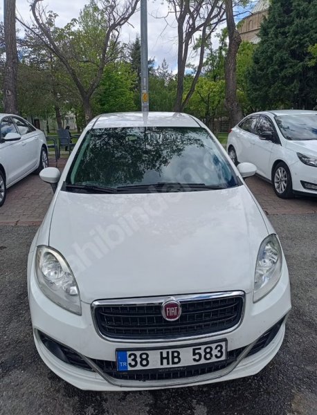 HASARSIZ ORJİNAL AİLE ARACI 2015 MULTİJET LİNEA 151.500KM