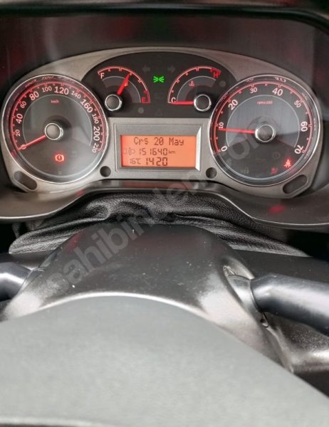HASARSIZ ORJİNAL AİLE ARACI 2015 MULTİJET LİNEA 151.500KM