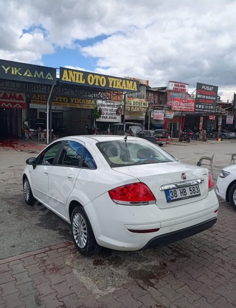 HASARSIZ ORJİNAL AİLE ARACI 2015 MULTİJET LİNEA 151.500KM