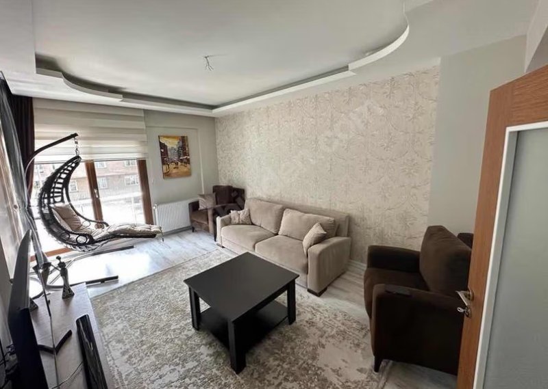 Kızılırmak caddesi üzerinde acil satılık 1. Kat