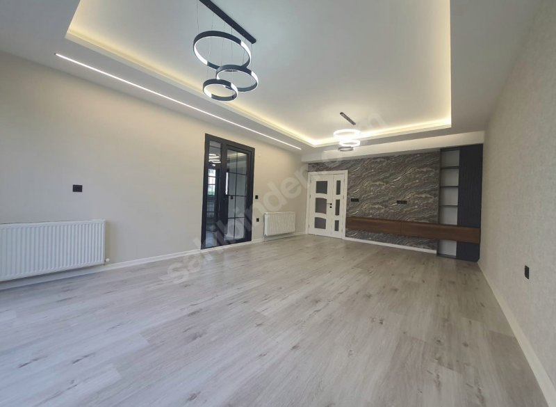 ALTINOLUK ANA CADDE SEHER BULVARI ÜSTÜNDE 9+1 ULTRA LUX VİLLA