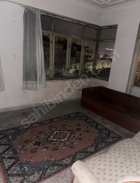 Cumhuriyet meydanı camikebir satılık daire