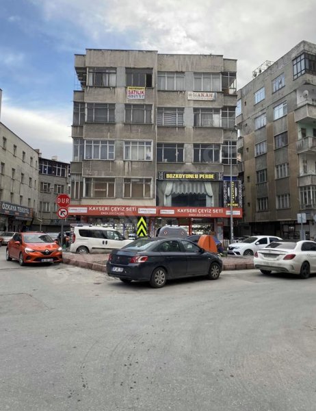Cumhuriyet meydanı camikebir satılık daire