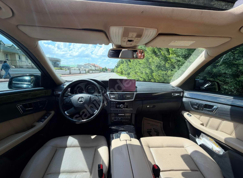 NADİR TEMİZLİKTE 2011 MODEL KOLDAN VİTES E250 CDI