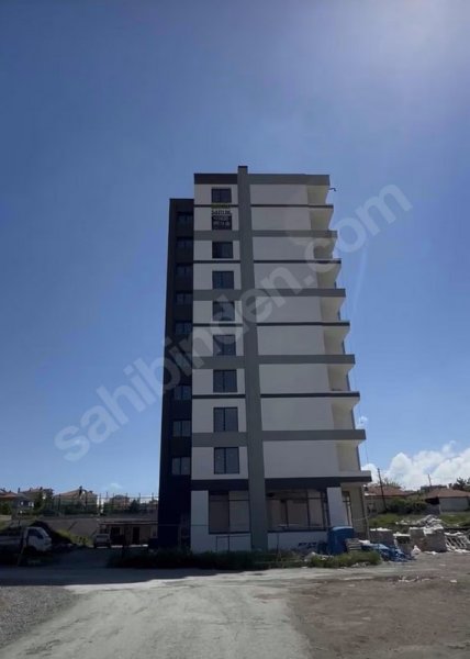Uğur evlerde 4+sıfır daire